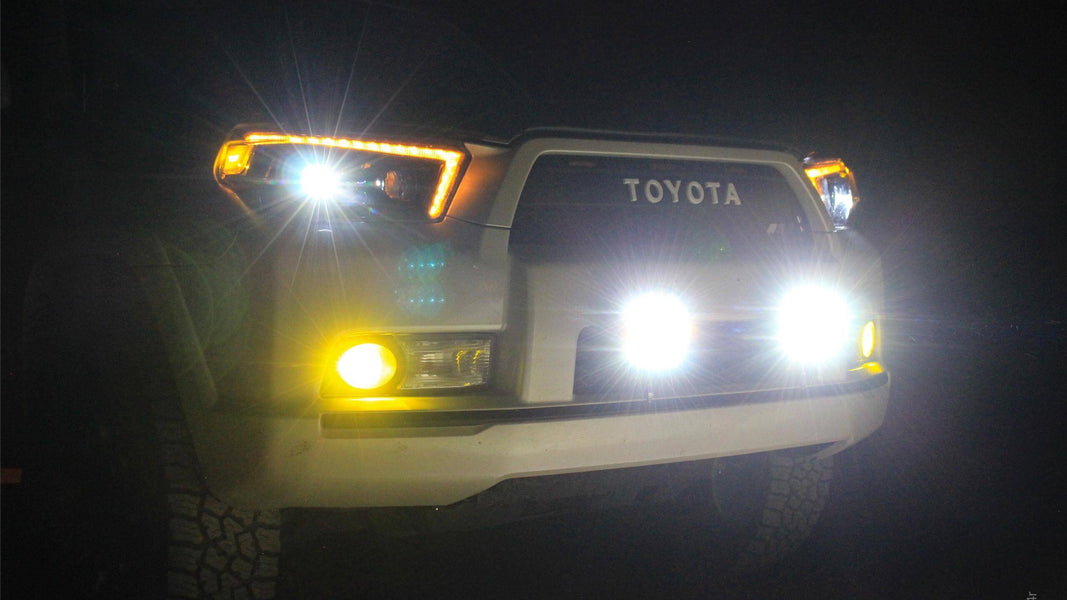 7 Inch Round LED Offroad Lights, 200W 24000LM Super Bright Long Distance Driving Light Round Work Light, Spot Flood Light for Truck Jeep Pickup ATV UTV