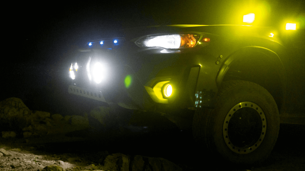 7in 24000LM 240W Round Spot Flood Light Pod Off Road Fog Driving Roof Bar Bumper for Jeep Pickup SUV Truck Hunters with DT Connector Kit